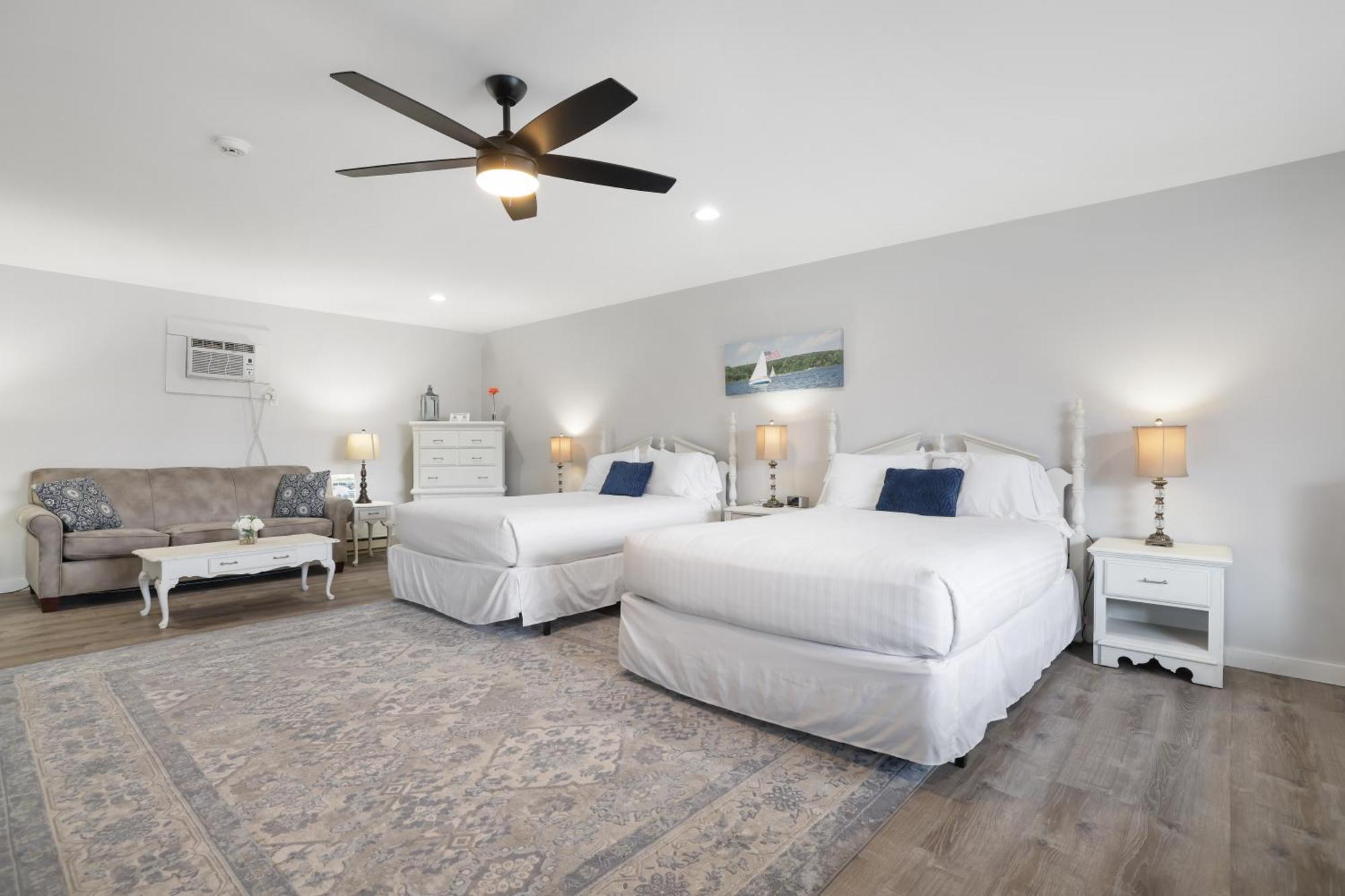East Shore Lodging Hawley Bagian luar foto