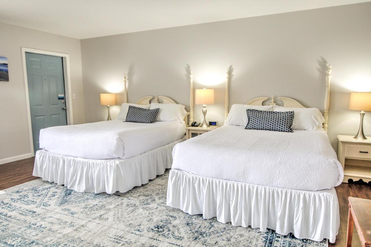 East Shore Lodging Hawley Bagian luar foto
