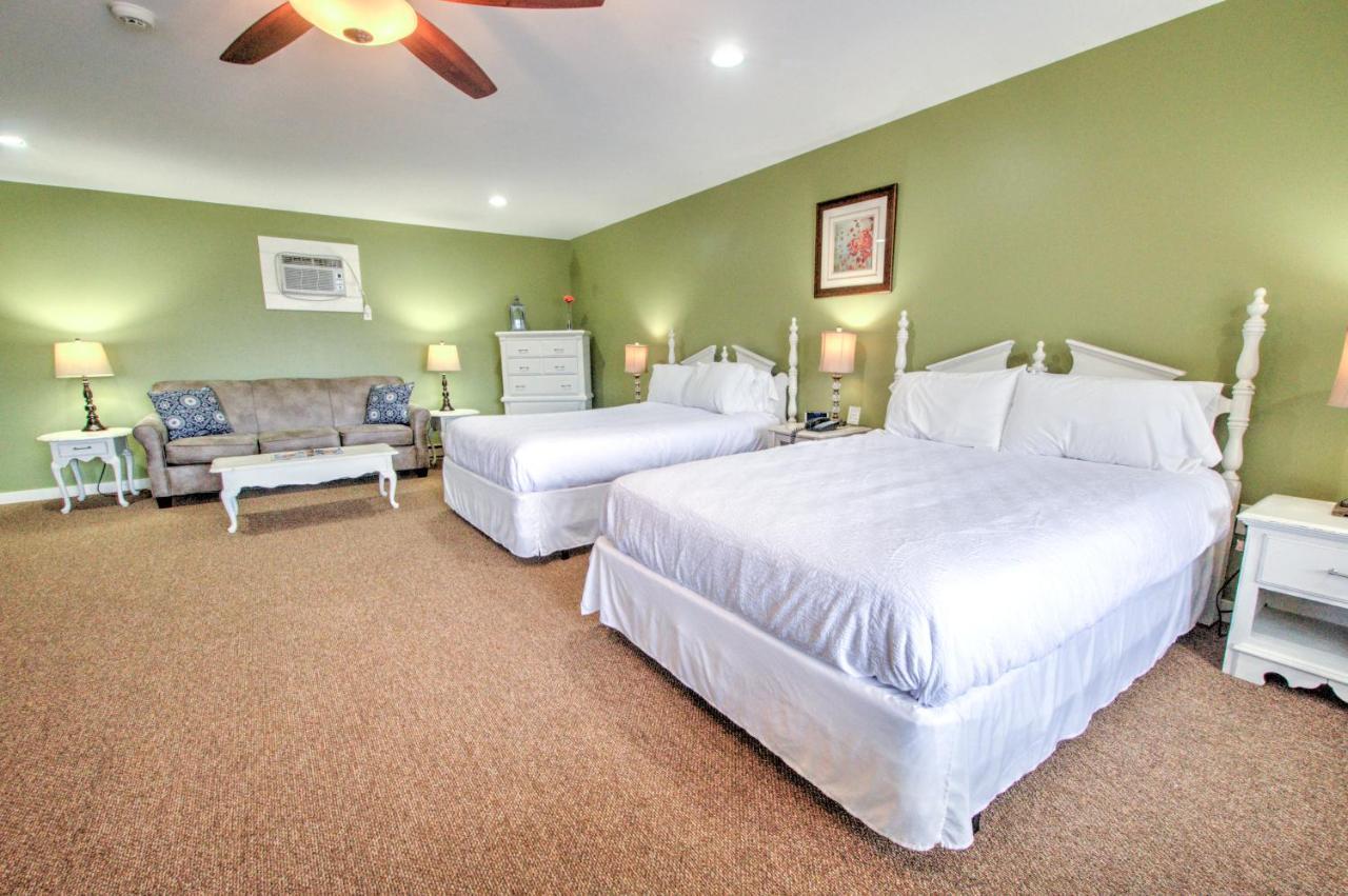 East Shore Lodging Hawley Bagian luar foto